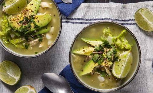 How to Make Chicken Pozole Verde: A Zesty Mexican Stew