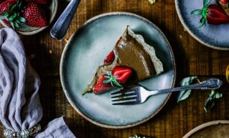 Unforgettable Chocolate Pie Recipe: Easy Steps for a Gluten-Free Indulgence