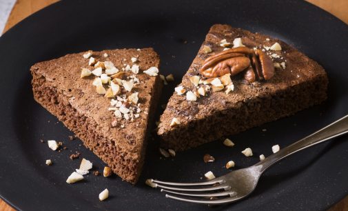 Flourless Chocolate Almond Cake That Knows What It’s Doing