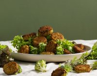Vegan Buffalo Cauliflower Bites – Spicy, Crunchy, and Seriously Addictive