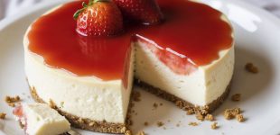 Vegan Strawberry Cheesecake (No-Bake, No Fuss, No Regrets)