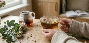 Calming Drinks with Australian Bush Flowers: Recipes for Emotional Balance and a Peaceful Day