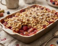 Gluten-Free Strawberry Rhubarb Crumble