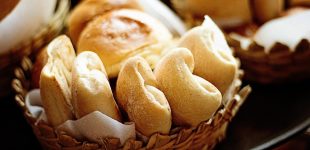 Gluten Free Dinner Rolls That Are Soft and Fluffy